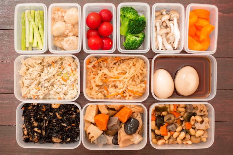 作り置きレシピで、節約しながらおいしく食べよう!一人暮らしのための食費節約術