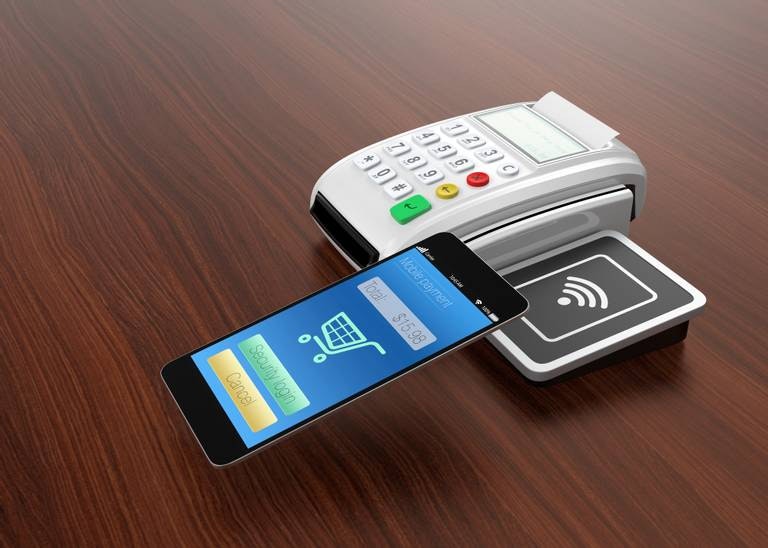 FinTechとは?FinTechの活用で生活はこう変わる
